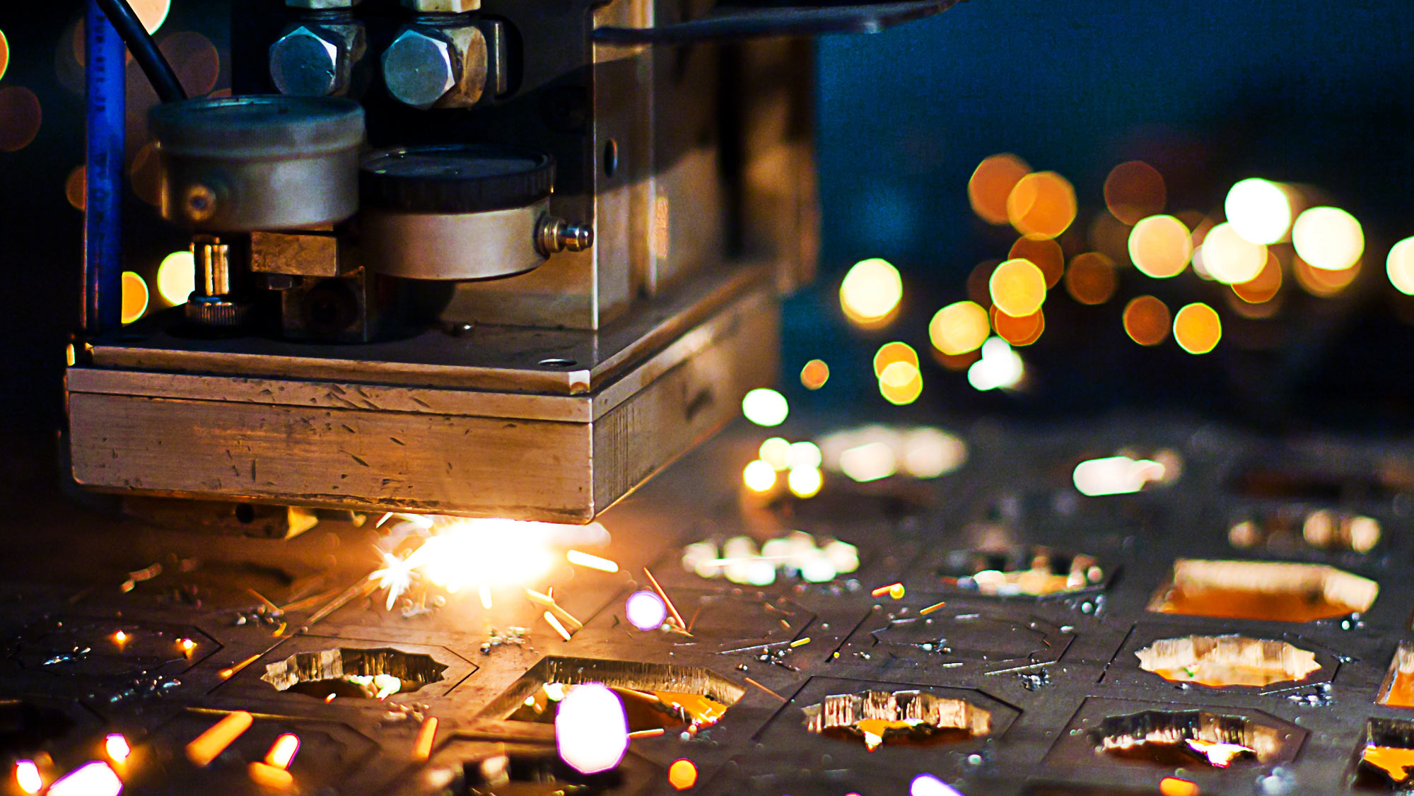 Material manufacturing, fire sparkles